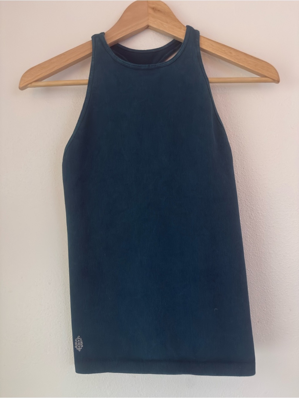 FREE PEOPLE Criss Cross Back Tank Top, teal, Size M made in USA 🇺🇸